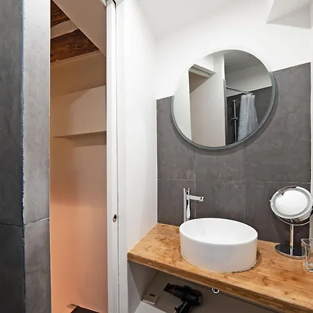 Guest house Pavillon Marais 4*