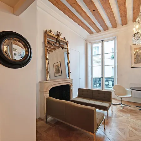 Guest house Pavillon Marais 4*